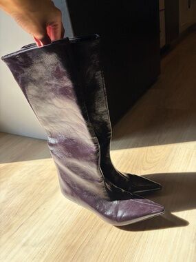 Women's Kitten Heel Pointed-Toe Tall Boots in Deep Plum